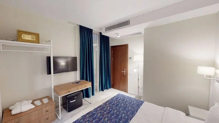 Economy Tek Büyük Yataklı Oda