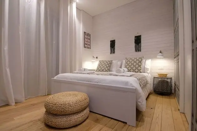 Deluxe Tek Büyük Yataklı Oda, Balkon, Şehir Manzaralı