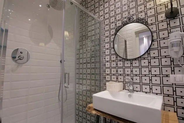 Deluxe Tek Büyük Yataklı Oda, Balkon, Şehir Manzaralı