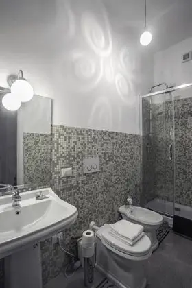 Tek Büyük veya İki Ayrı Yataklı Oda, Özel Banyo