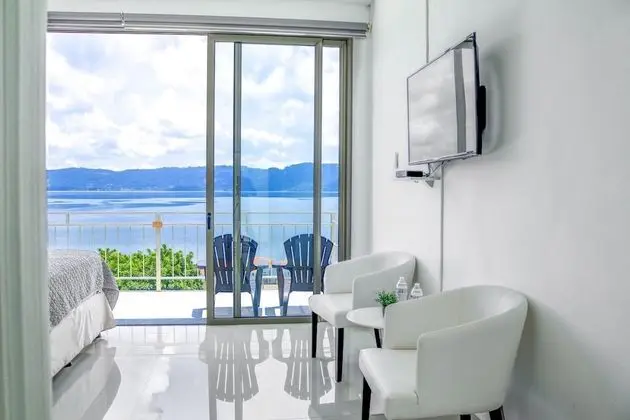 Luxury Oda, 2 Büyük (Queen) Boy Yatak, Sigara İçilmez, Göl Manzaralı