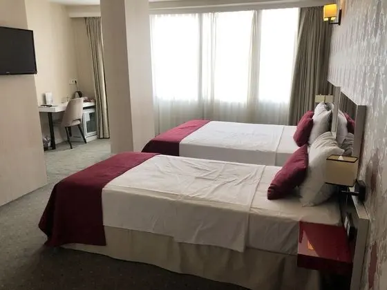 B Blok, Ön Cephe Deluxe Custom Oda