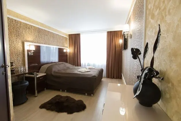 Deluxe Tek Büyük Yataklı Oda