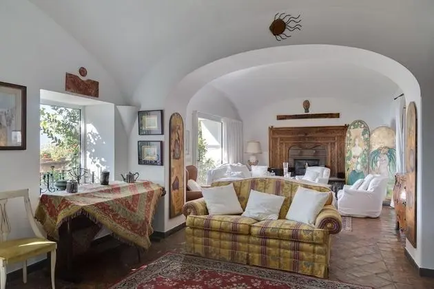Villa, Sigara İçilebilir