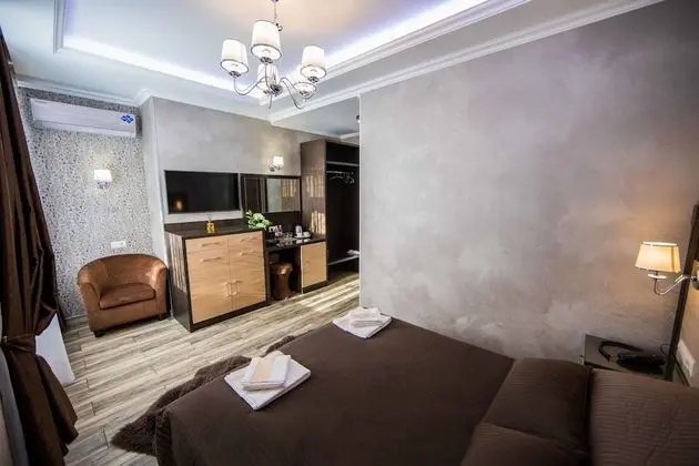 Comfort Tek Büyük Yataklı Oda