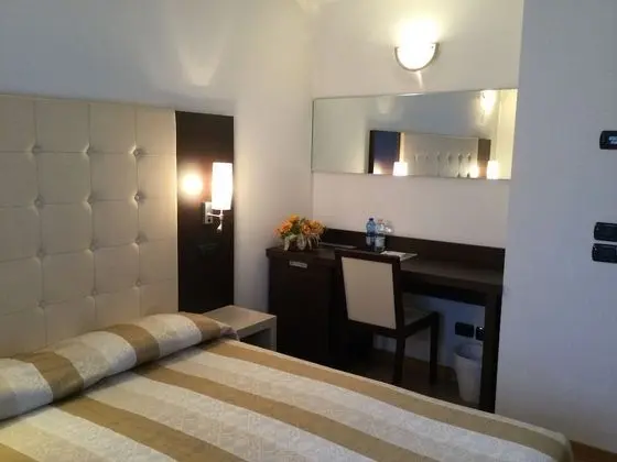 Tek Büyük Yataklı Oda (Living)