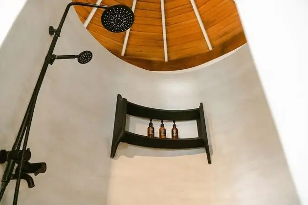 Romantic Villa, Okyanusa Sıfır