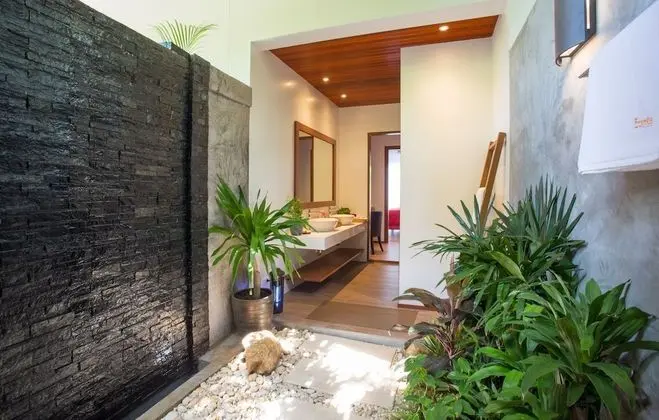 2-Bedroom Villa with Sea View