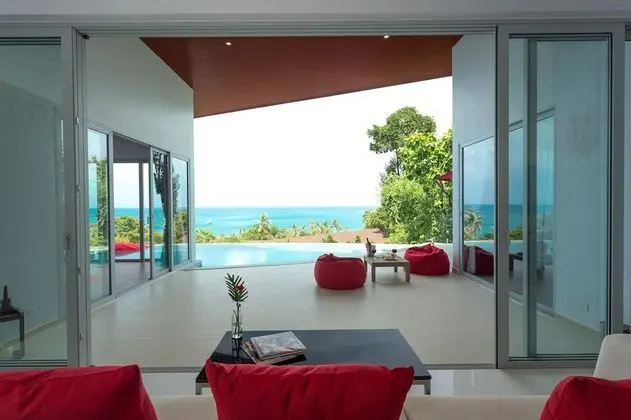 2-Bedroom Villa with Sea View