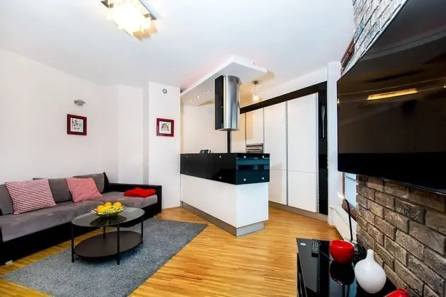 Superior Apart Daire, Şehir Manzaralı