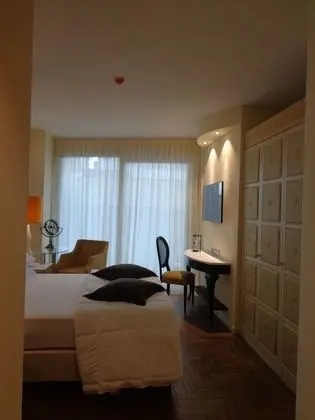 Tek Büyük veya İki Ayrı Yataklı Oda, Balkon