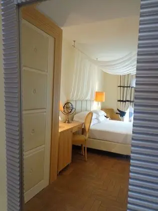 Tek Büyük veya İki Ayrı Yataklı Oda, Balkon
