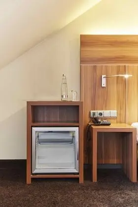Comfort Tek Büyük Yataklı Oda