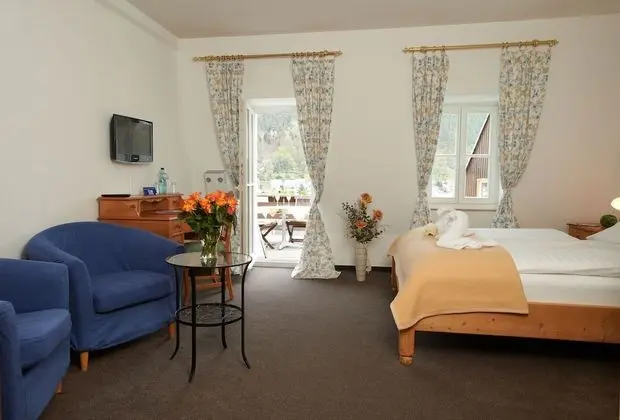 Tek Büyük Yataklı Oda