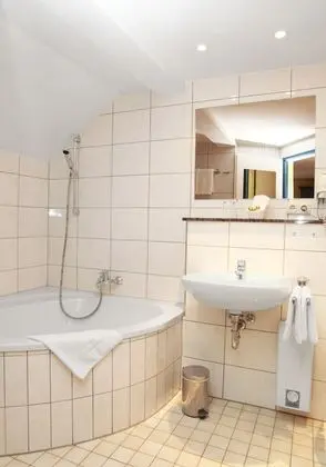 Comfort Tek Büyük Yataklı Oda, Sigara İçilmez (Nussknacker)