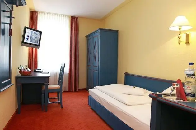 Tek Kişilik Oda, Sigara İçilmez (Blumenmaedchen)