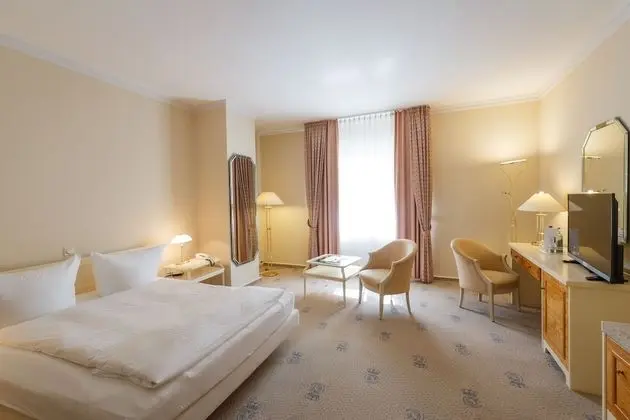 Tek Büyük veya İki Ayrı Yataklı Oda