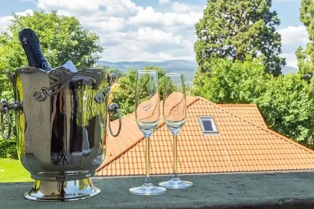 Junior Süit, 1 Büyük (Queen) Boy Yatak