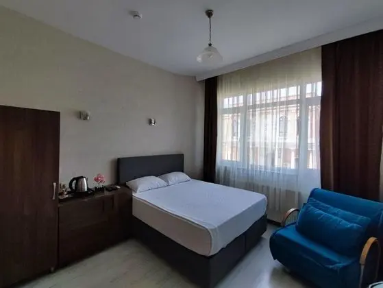Çift Kişilik, Şehir Manzaralı