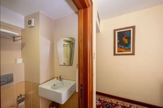 Standard Single Room