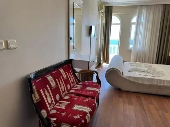 Deniz Manzaralı Oda