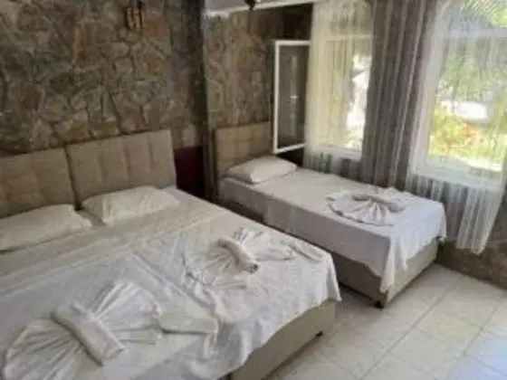 Kısmi Deniz Manzaralı Oda