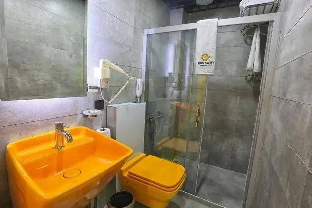 Ekonomik Oda, Kara Manzaralı