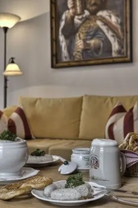 Büyük Yataklı Tek Kişilik Oda