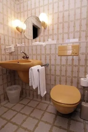 Economy Tek Kişilik Oda