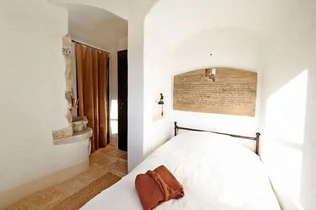 Oda (01 - Celluzze for Solo Traveler)