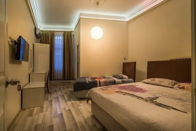Comfort Üç Kişilik Oda, Özel Banyo