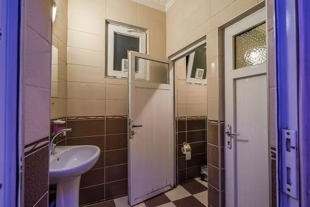 Economy Ortak Ranzalı Oda, 1 Tek Kişilik Yatak, Sigara İçilmez, Ortak Banyo