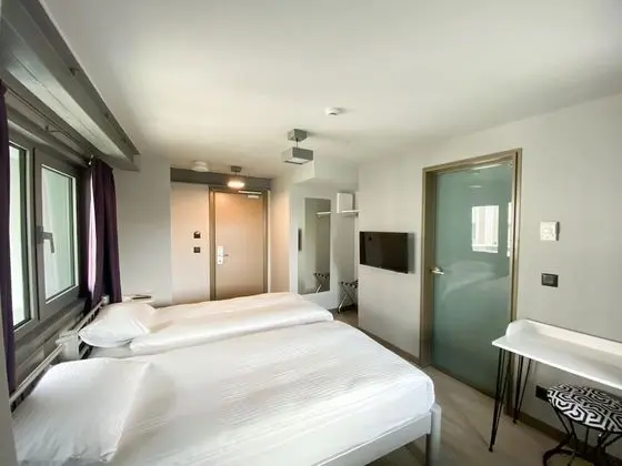 Deluxe Room, Balcony