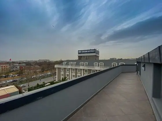 Deluxe Room, Balcony