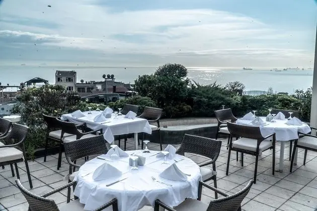 Deluxe İki Ayrı Yataklı Oda