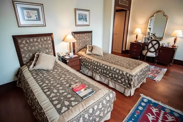 Deluxe Üç Kişilik Oda