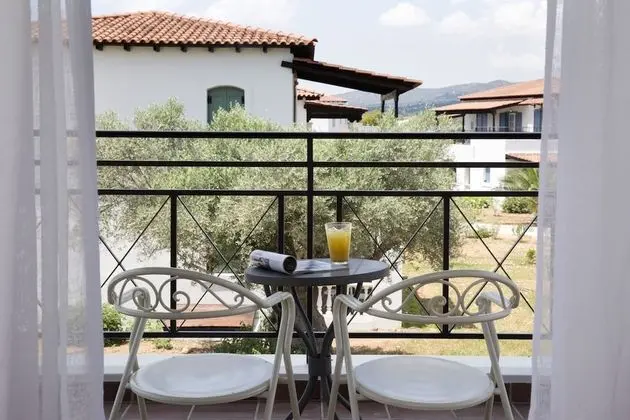 Bungalow Garden View