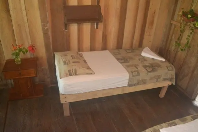 Standard Üç Kişilik Oda, 3 Tek Kişilik Yatak, Bahçe Manzaralı