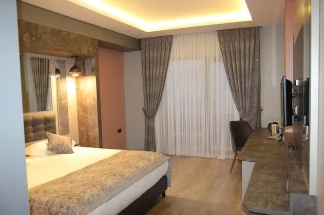 Çift Kişilik, Dağ Manzaralı, Balkonlu