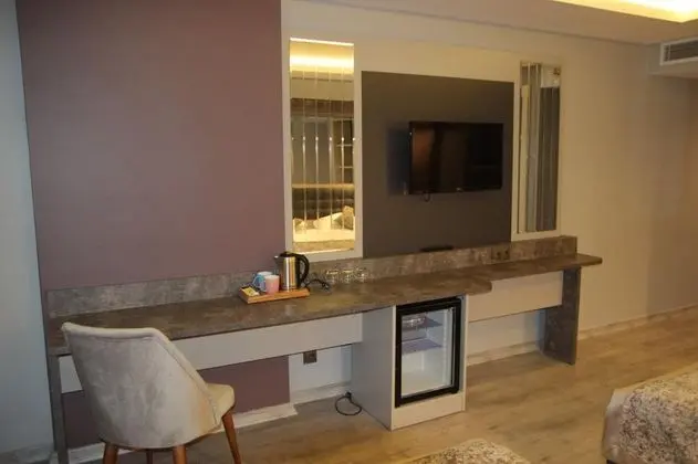 Triple, Dağ Manzaralı, Balkonlu