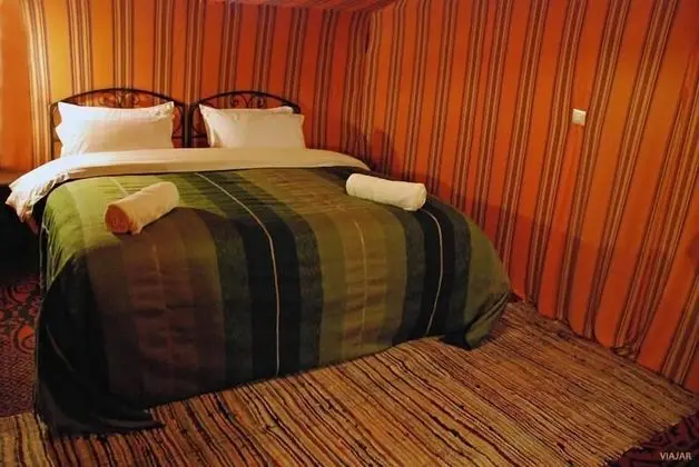 Basic Tek Büyük Yataklı Oda