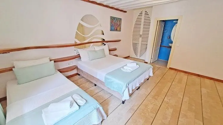 Standart Üç Kişilik Oda, Sokak Manzaralı