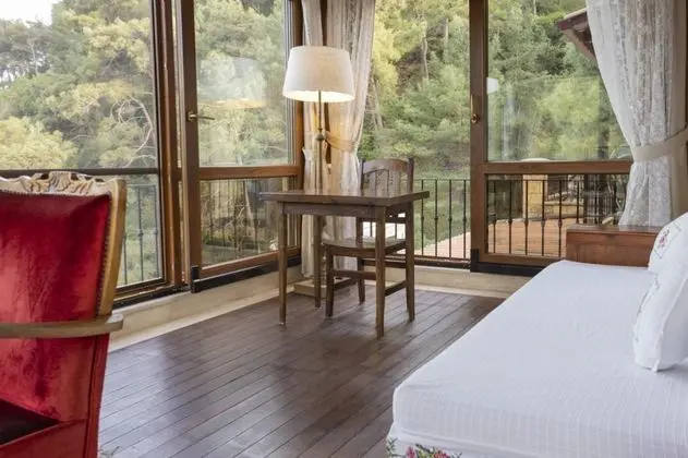 Comfort Oda Ana Bina, Deniz ve Dağ Manzaralı