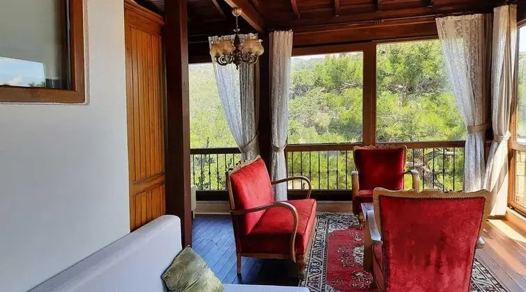 Comfort Oda Ana Bina, Deniz ve Dağ Manzaralı