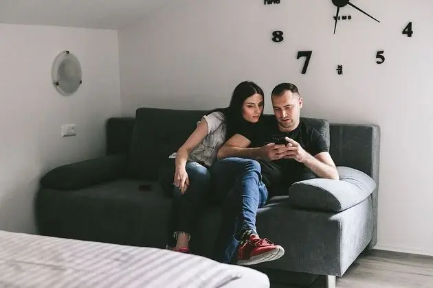 Apart Daire, 1 En Büyük (King) Boy Yatak ve Çekyat, Sigara İçilmez