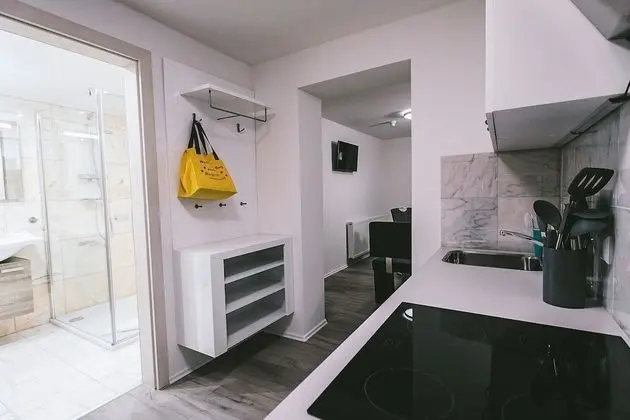 Apart Daire, 1 En Büyük (King) Boy Yatak ve Çekyat, Sigara İçilmez