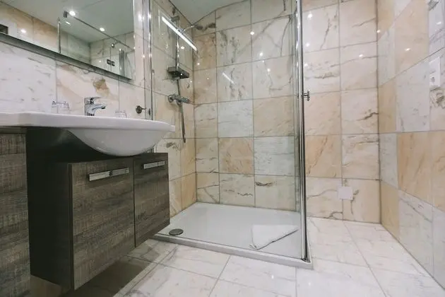 Apart Daire, 1 En Büyük (King) Boy Yatak ve Çekyat, Sigara İçilmez