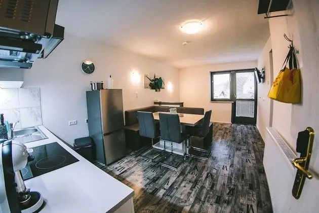 Apart Daire, Birden Çok Yatak, Sigara İçilmez