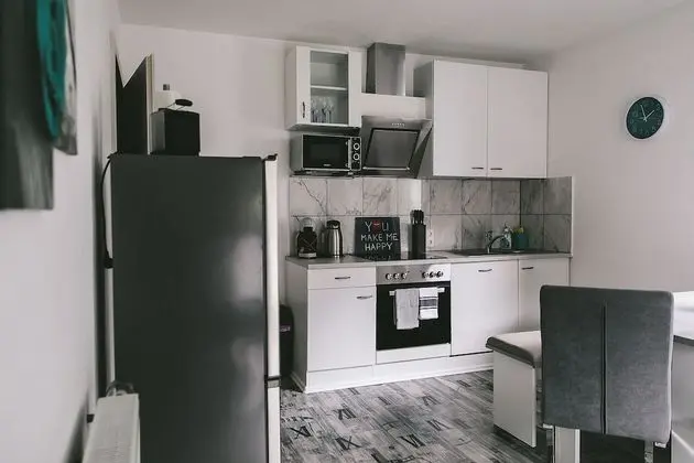 Apart Daire, Birden Çok Yatak, Sigara İçilmez