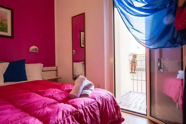 Tek Büyük veya İki Ayrı Yataklı Oda